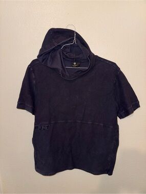 Bearded Goat Short Sleeve Hooded Tee in Navy -